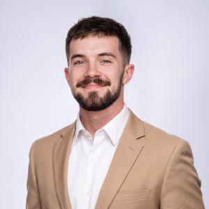 Parker Wise, Broker & General Partner at Axios Group