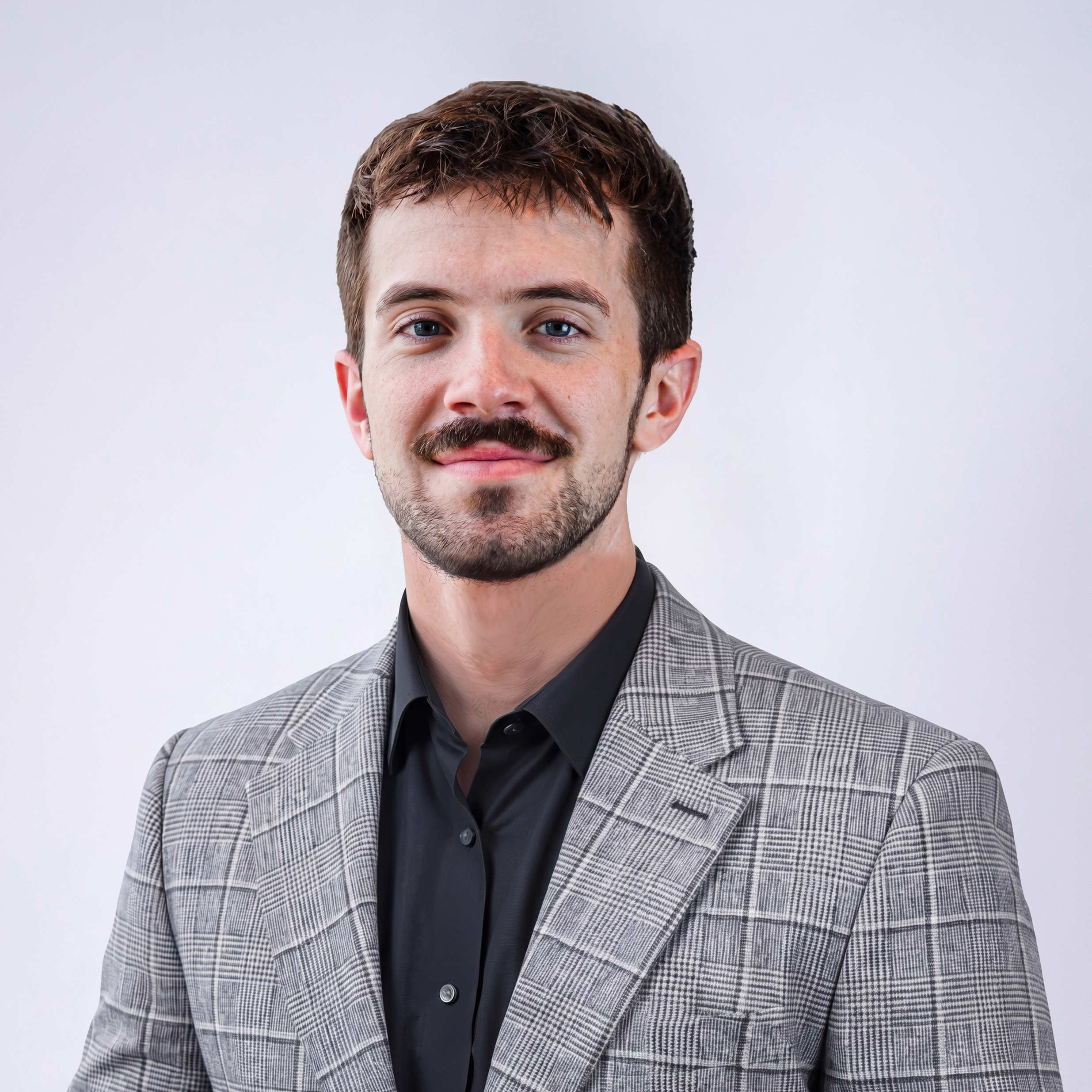 Parker Wise, Broker & General Partner at Axios Group